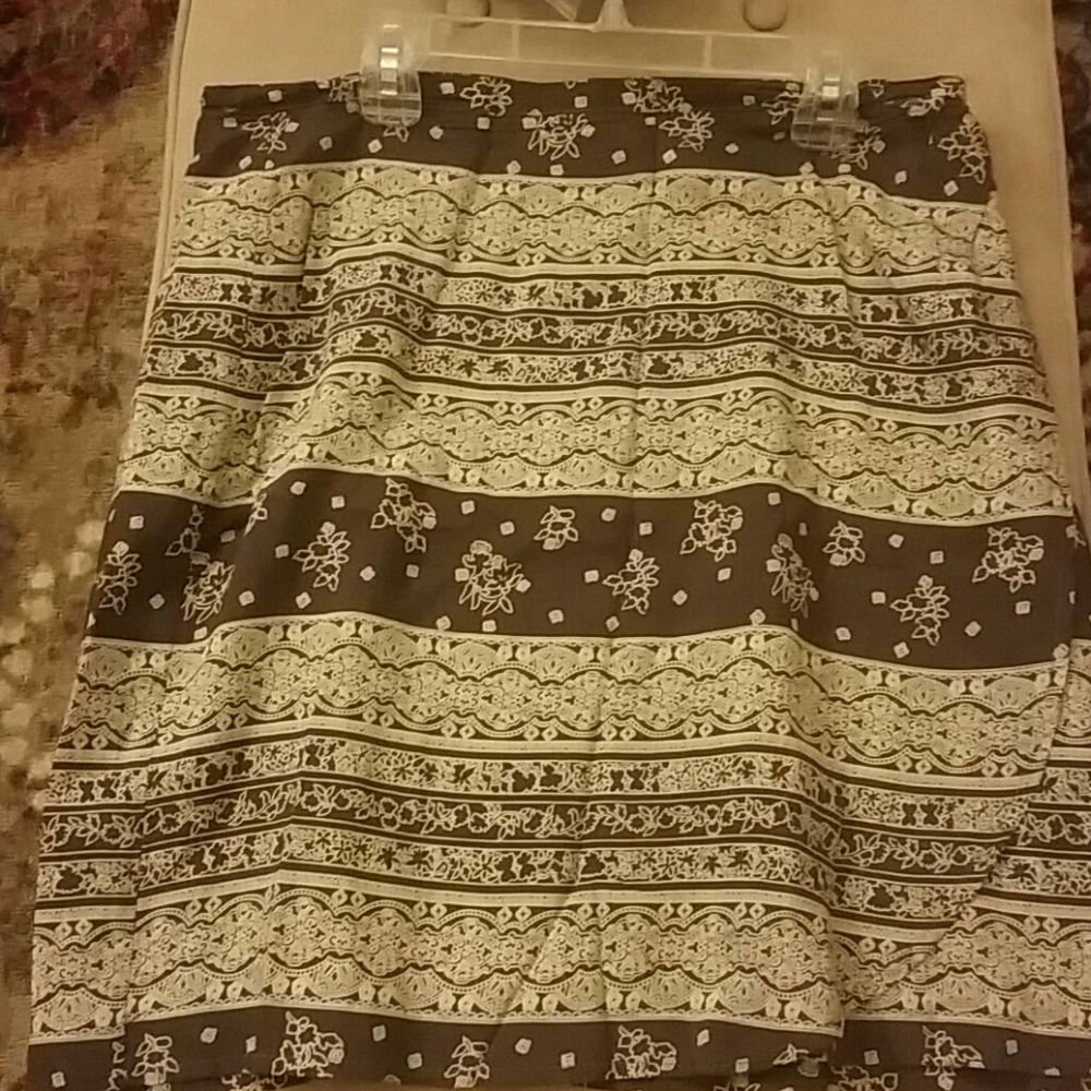 Brown/Cream Mini Skirt